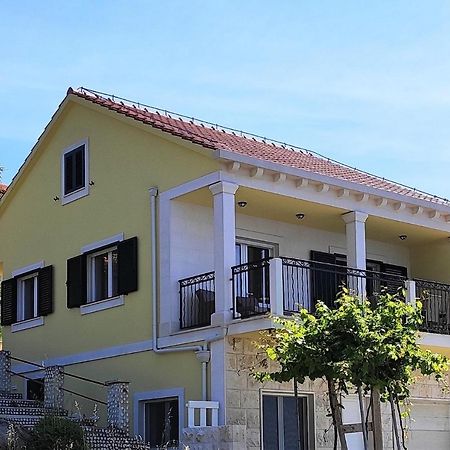 Aria Daire Sumartin Dış mekan fotoğraf