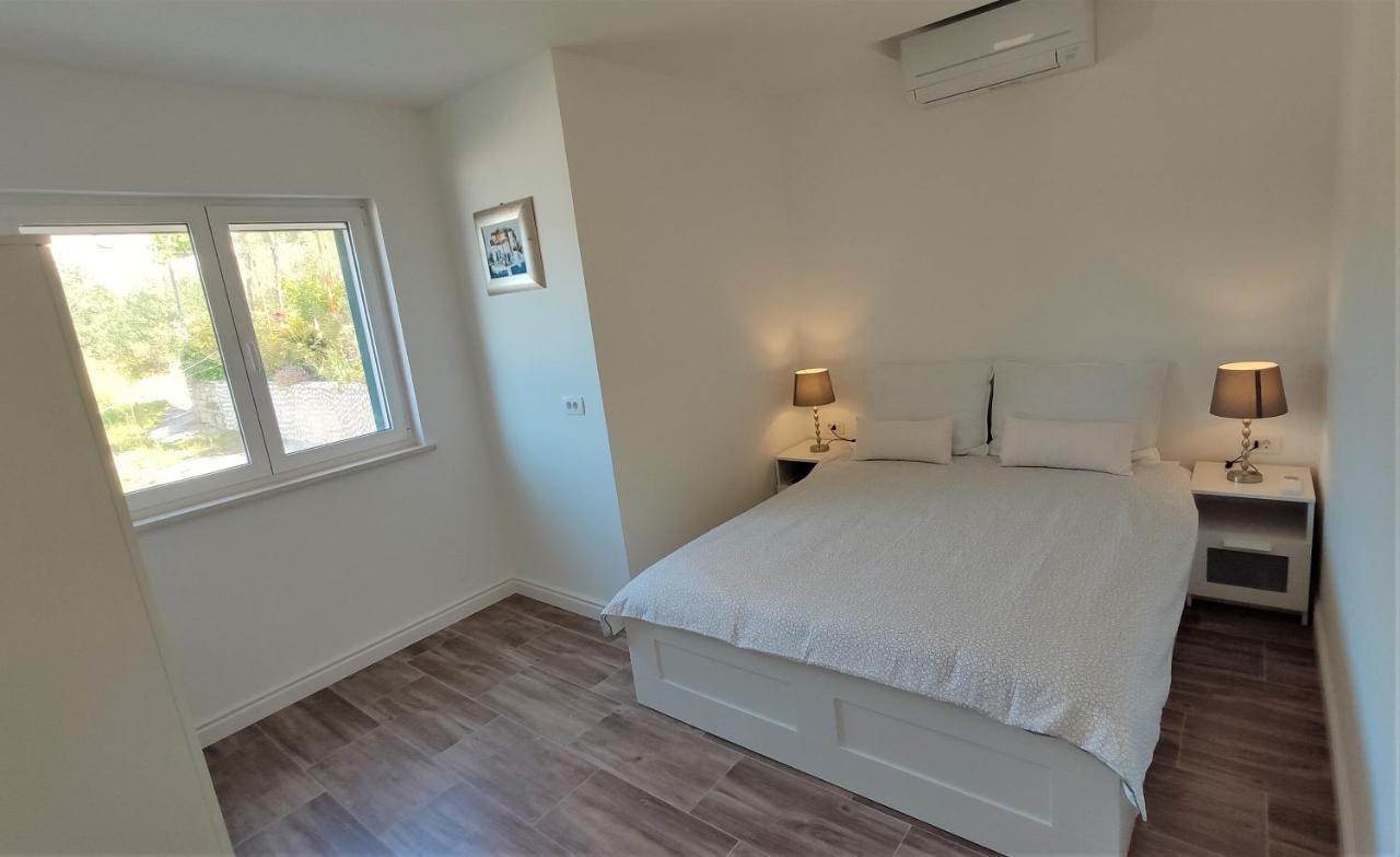 Aria Daire Sumartin Dış mekan fotoğraf
