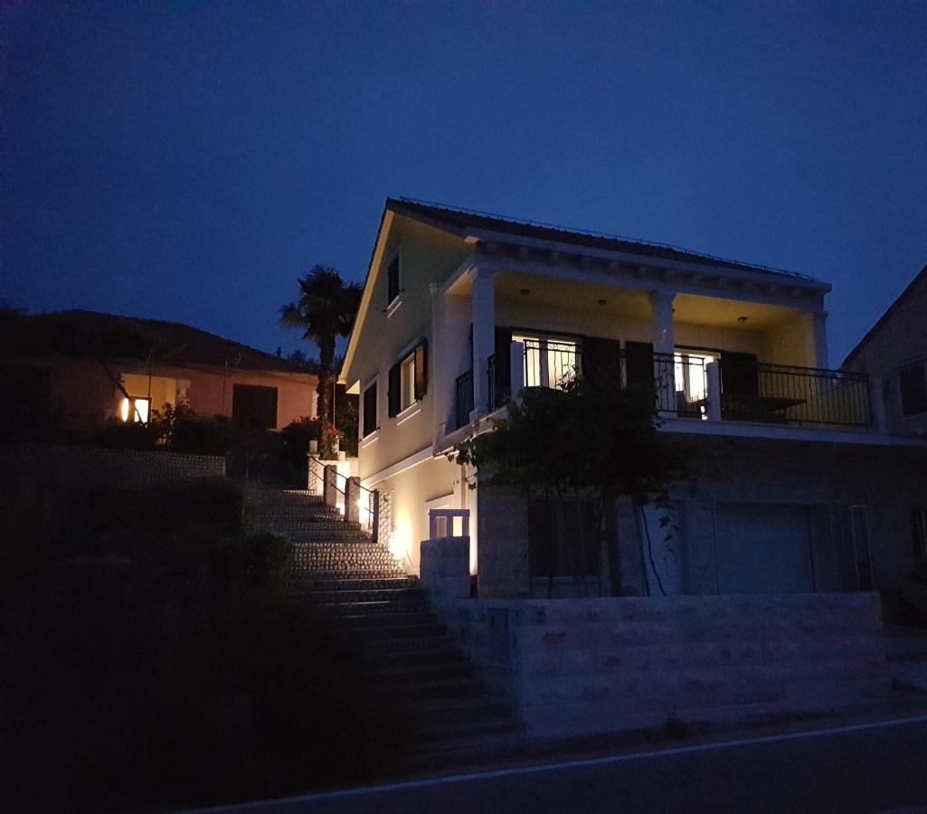 Aria Daire Sumartin Dış mekan fotoğraf